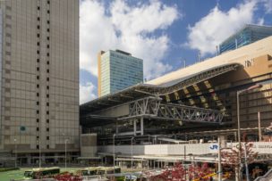 大阪駅前